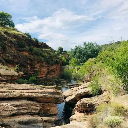 Jardines De Guara * הואסקה