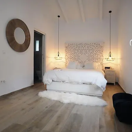 Jardines De Guara * הואסקה