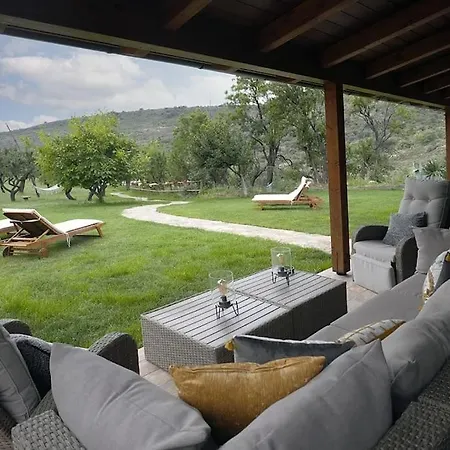 בית נופש Jardines De Guara *