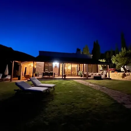 Jardines De Guara בית נופש *